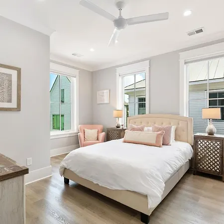 The Azalea Suite At 124 Spring Charleston Exterior photo